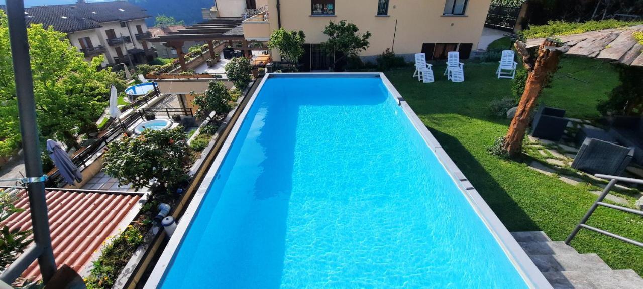 La Terrazza Casa Vacanza Διαμέρισμα Carenno Εξωτερικό φωτογραφία